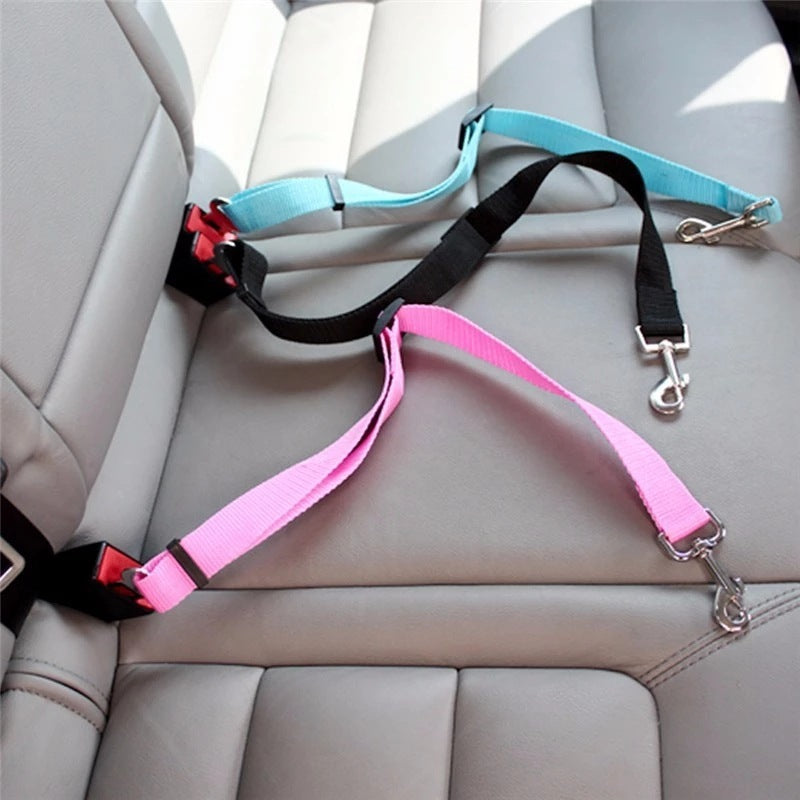 Ceinture de Sécurité Réglable pour Chien et Chat – Harnais de Voiture avec Clip Universel pour Animaux