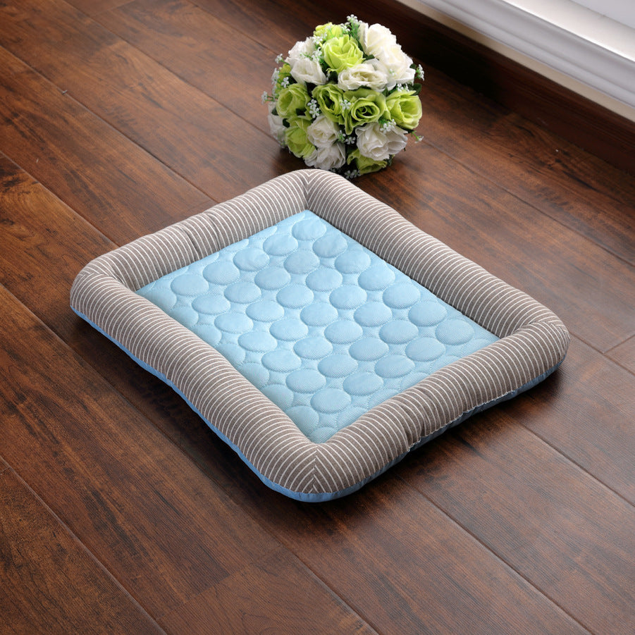 Tapis Rafraîchissant pour Chiens et Chats – Matelas d’Été en Soie Glacée, Doux et Respirant