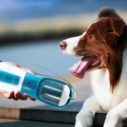 Gourde Multifonction 3-en-1 pour Chien – Eau, Croquettes et Sacs à Déjections – Portable et Pratique
