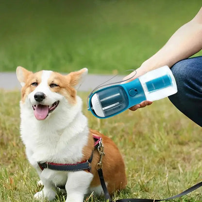Gourde Multifonction 3-en-1 pour Chien – Eau, Croquettes et Sacs à Déjections – Portable et Pratique